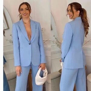 ZW COLLECTION STRAIGHT CUT JACKET AND PANTS. LIGHT BLUE. SIZE M